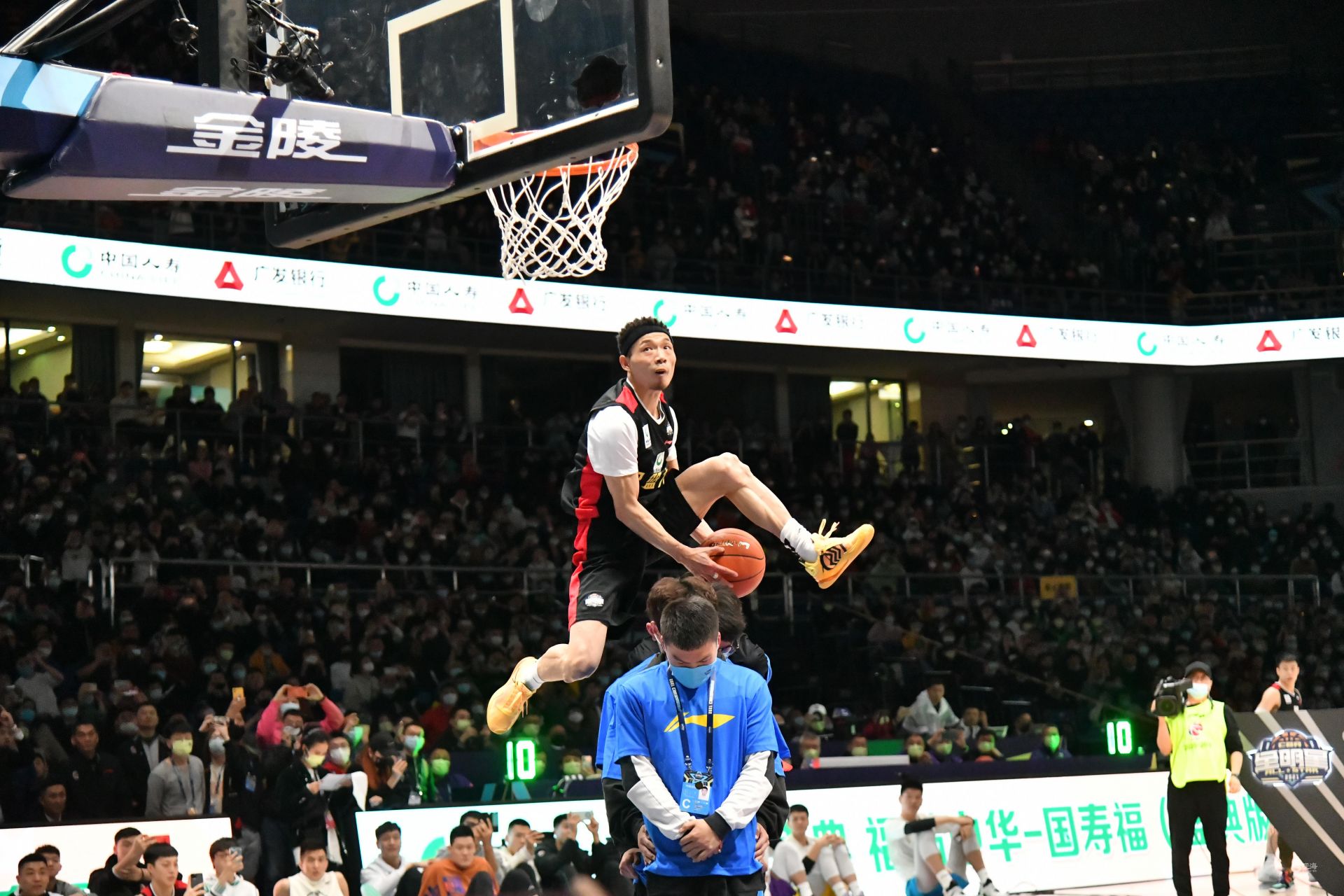 验方面进行 验方面进行