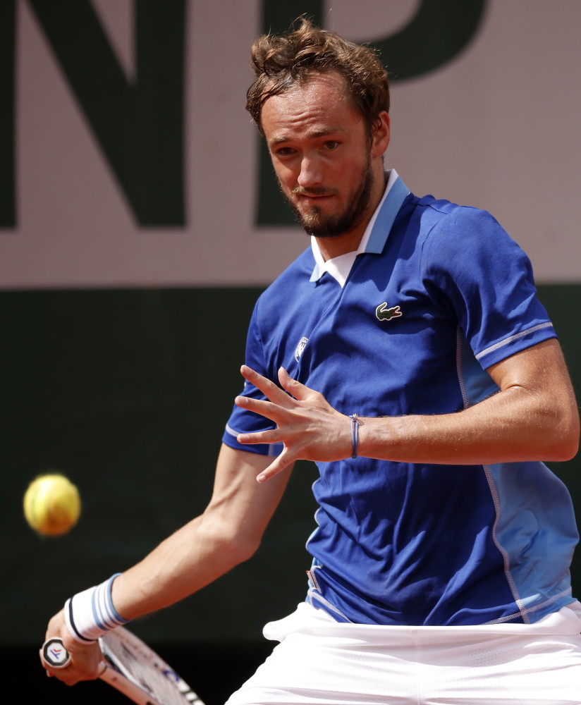 却让对手退 却让对手退