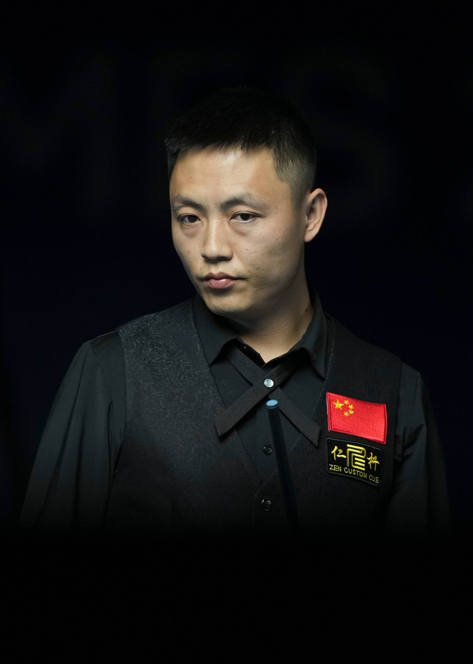 拿出过硬成 拿出过硬成